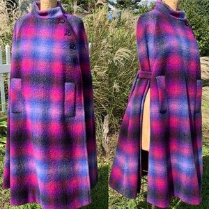RARE Vtg Jimmy Hourihan of Dublin 100% wool cape